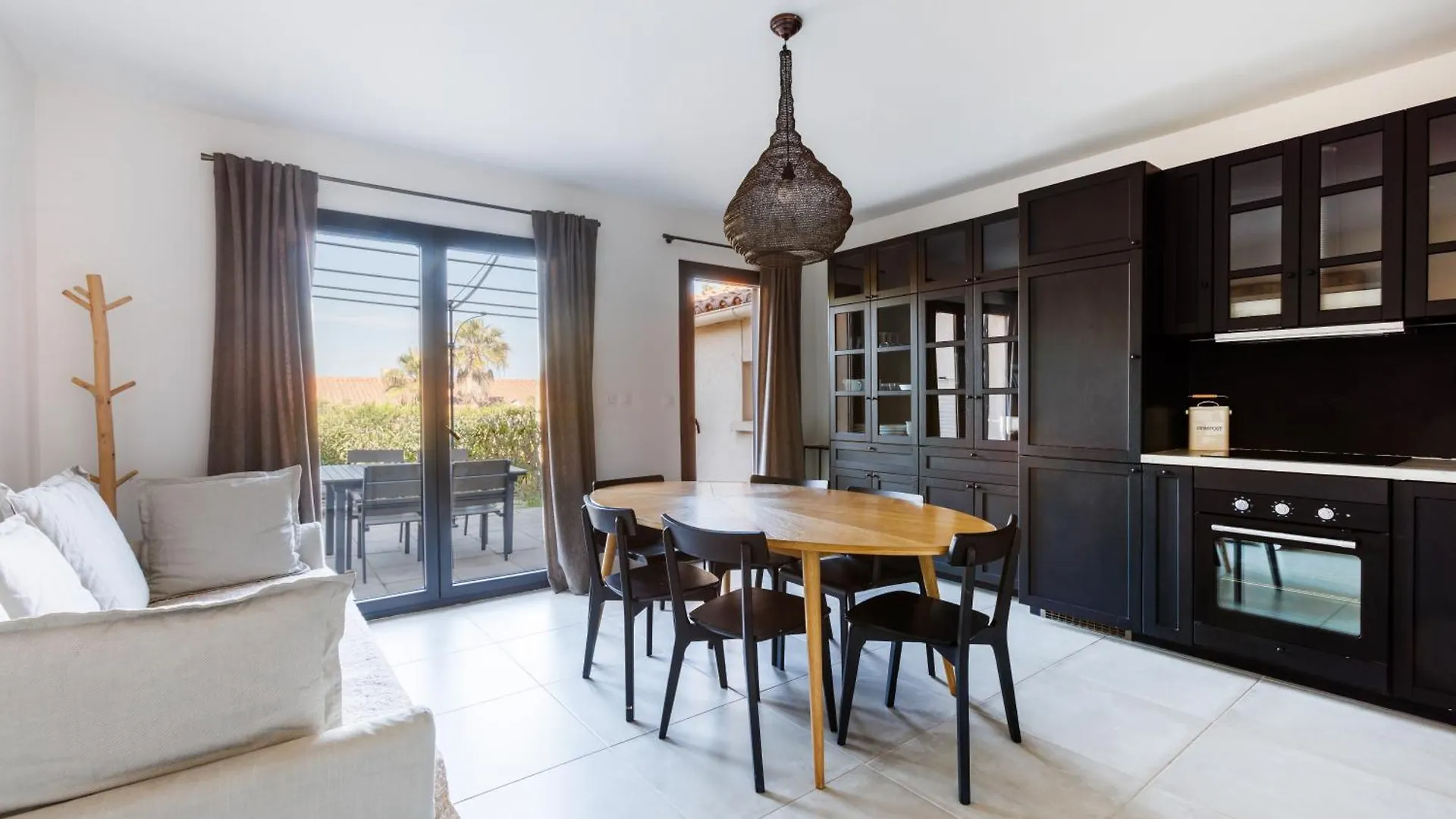 Daire Le Domaine De La Mer - Appartements De Plage Dans Un Cadre Enchanteur Hyères Fransa
