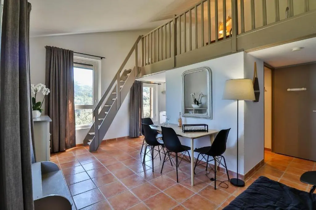 Le Domaine De La Mer - Appartements De Plage Dans Un Cadre Enchanteur Hyères Fransa