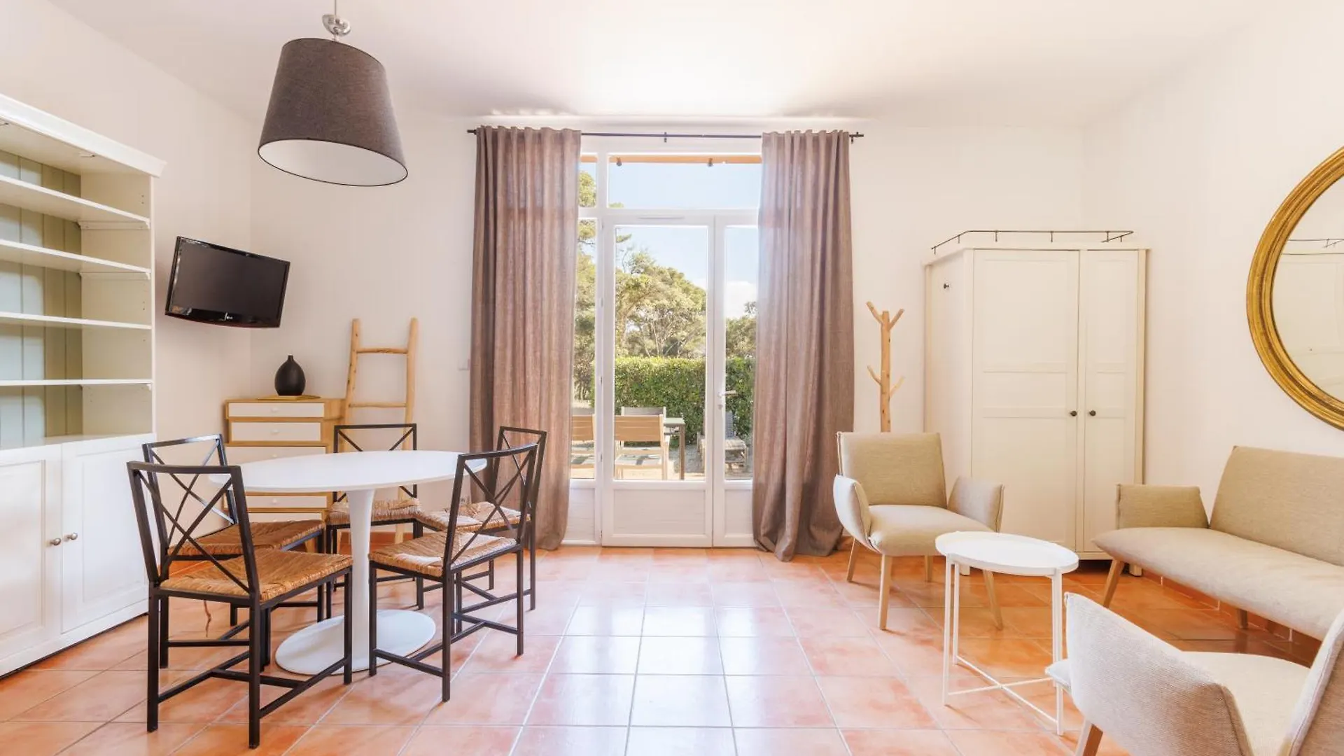 Le Domaine De La Mer - Appartements De Plage Dans Un Cadre Enchanteur Apartment Hyères